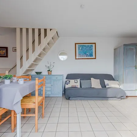 Holiday home Les Jardins Du Barcares-1 By Interhome
